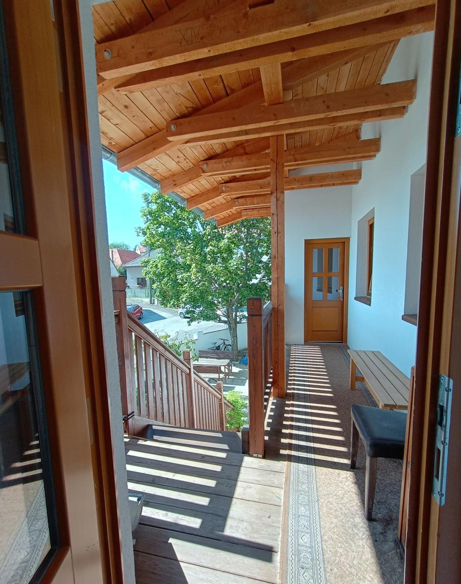 Apartmany Maly Mnich Mníšek pod Brdy Bagian luar foto